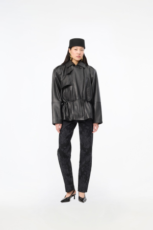 116859100 BLACK